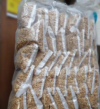 گندمک نایبی(35000ف) شیرین